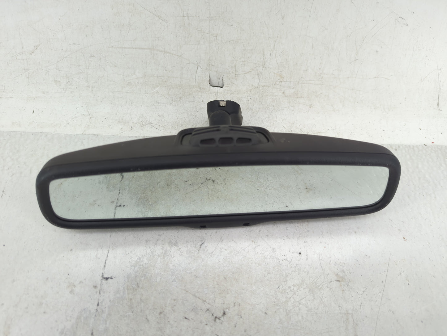 2000 Lincoln Navigator Interior Rear View Mirror Replacement OEM Fits OEM Used Auto Parts - Oemusedautoparts1.com