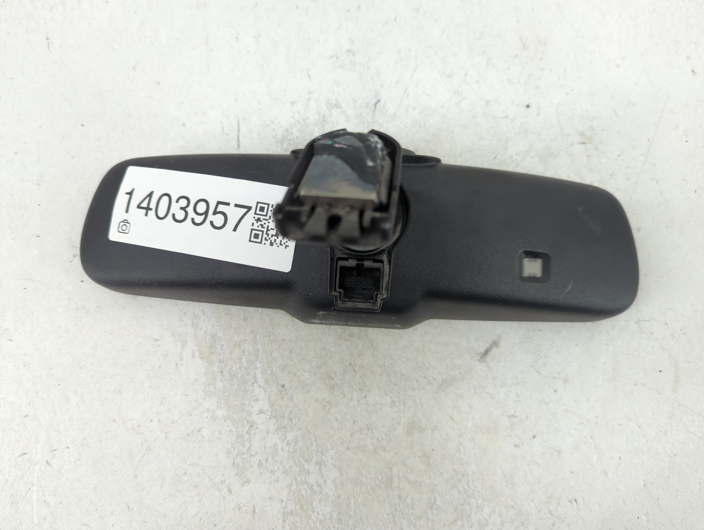 2000 Lincoln Navigator Interior Rear View Mirror Replacement OEM Fits OEM Used Auto Parts - Oemusedautoparts1.com