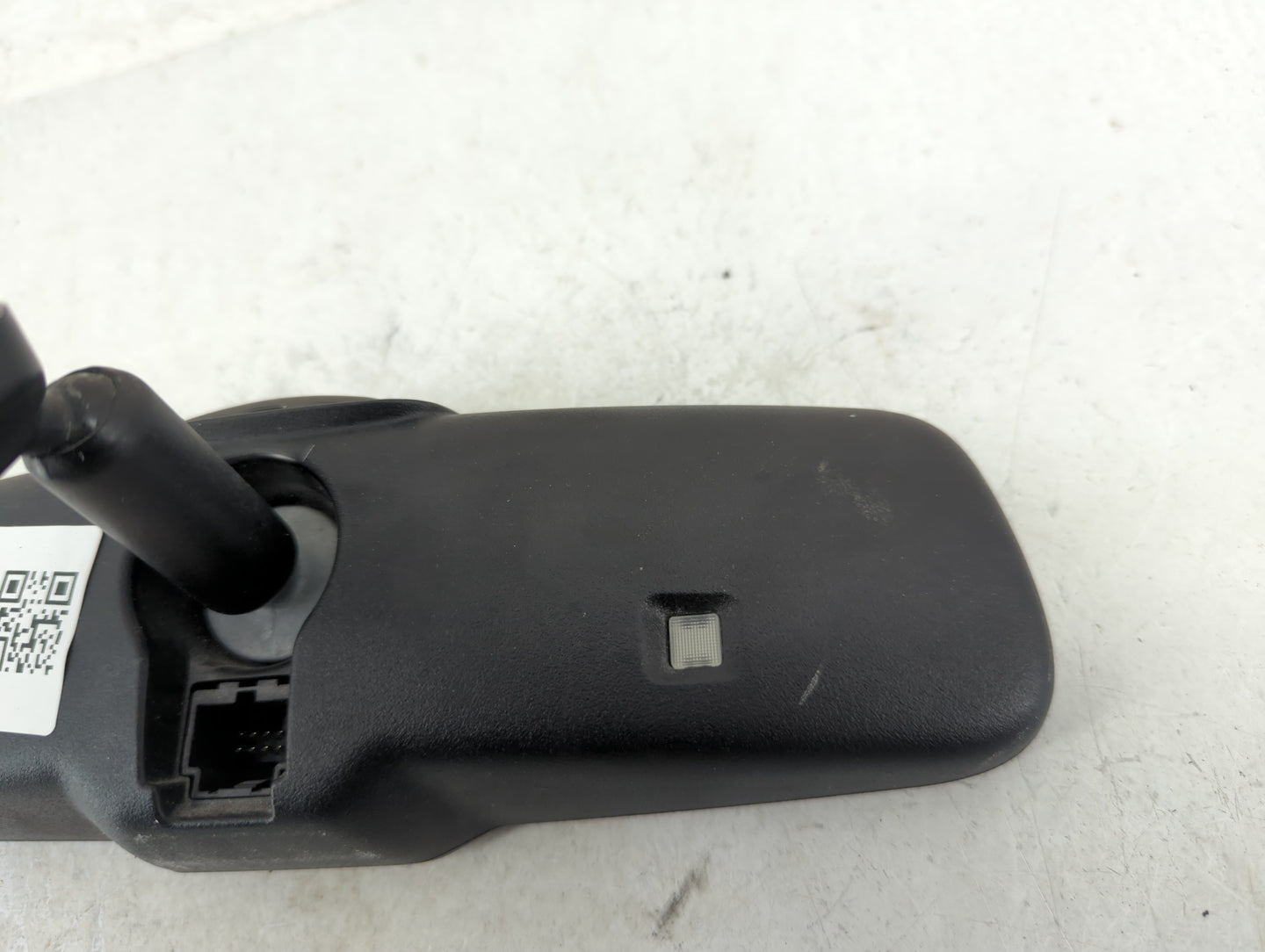 2000 Lincoln Navigator Interior Rear View Mirror Replacement OEM Fits OEM Used Auto Parts - Oemusedautoparts1.com