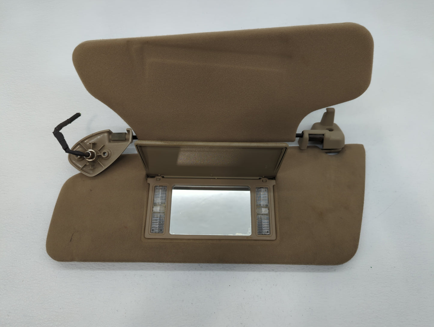 2000 Lincoln Navigator Sun Visor Shade Replacement Driver Left Mirror Fits OEM Used Auto Parts - Oemusedautoparts1.com