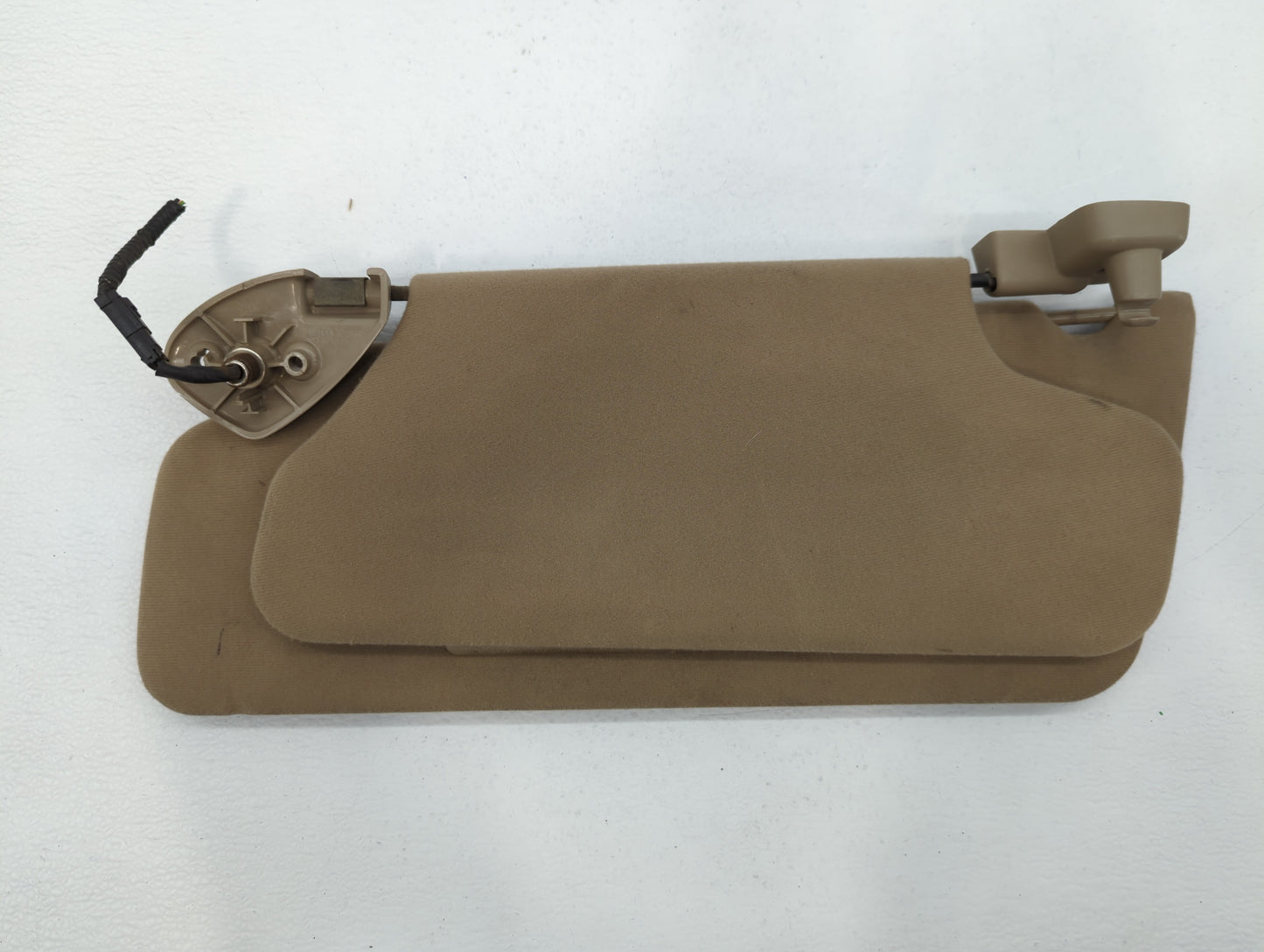 2000 Lincoln Navigator Sun Visor Shade Replacement Driver Left Mirror Fits OEM Used Auto Parts - Oemusedautoparts1.com