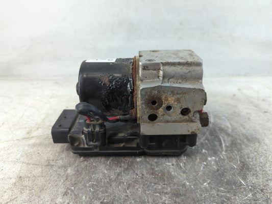 2000 Lincoln Navigator ABS Pump Control Module Replacement P/N:AR93320002 Fits OEM Used Auto Parts - Oemusedautoparts1.com