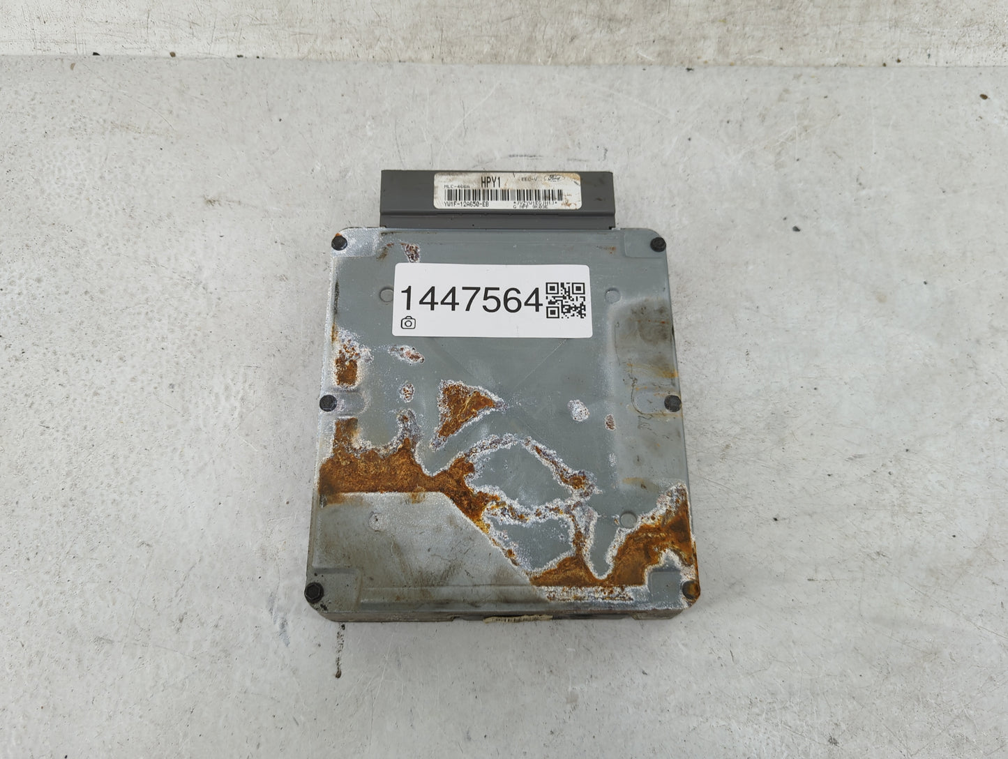 2000 Lincoln Town Car PCM Engine Control Computer ECU ECM PCU OEM P/N:YW1F-12A650-EB MLC-466A, HPY1 Fits OEM Used Auto Parts