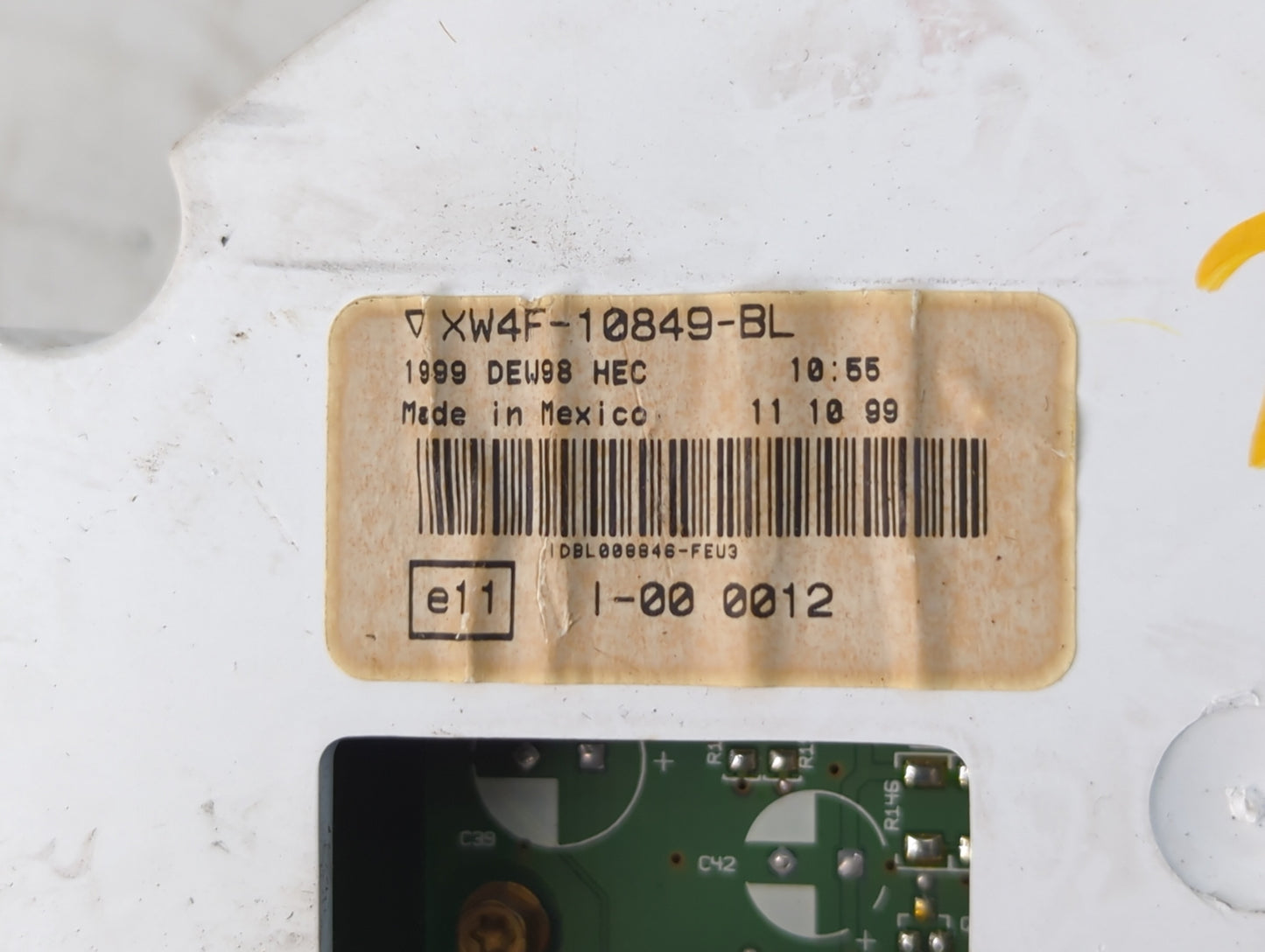 2000 Lincoln Town Car Instrument Cluster Speedometer Gauges P/N:XW4F-10849-BL Fits OEM Used Auto Parts - Oemusedautoparts1.c