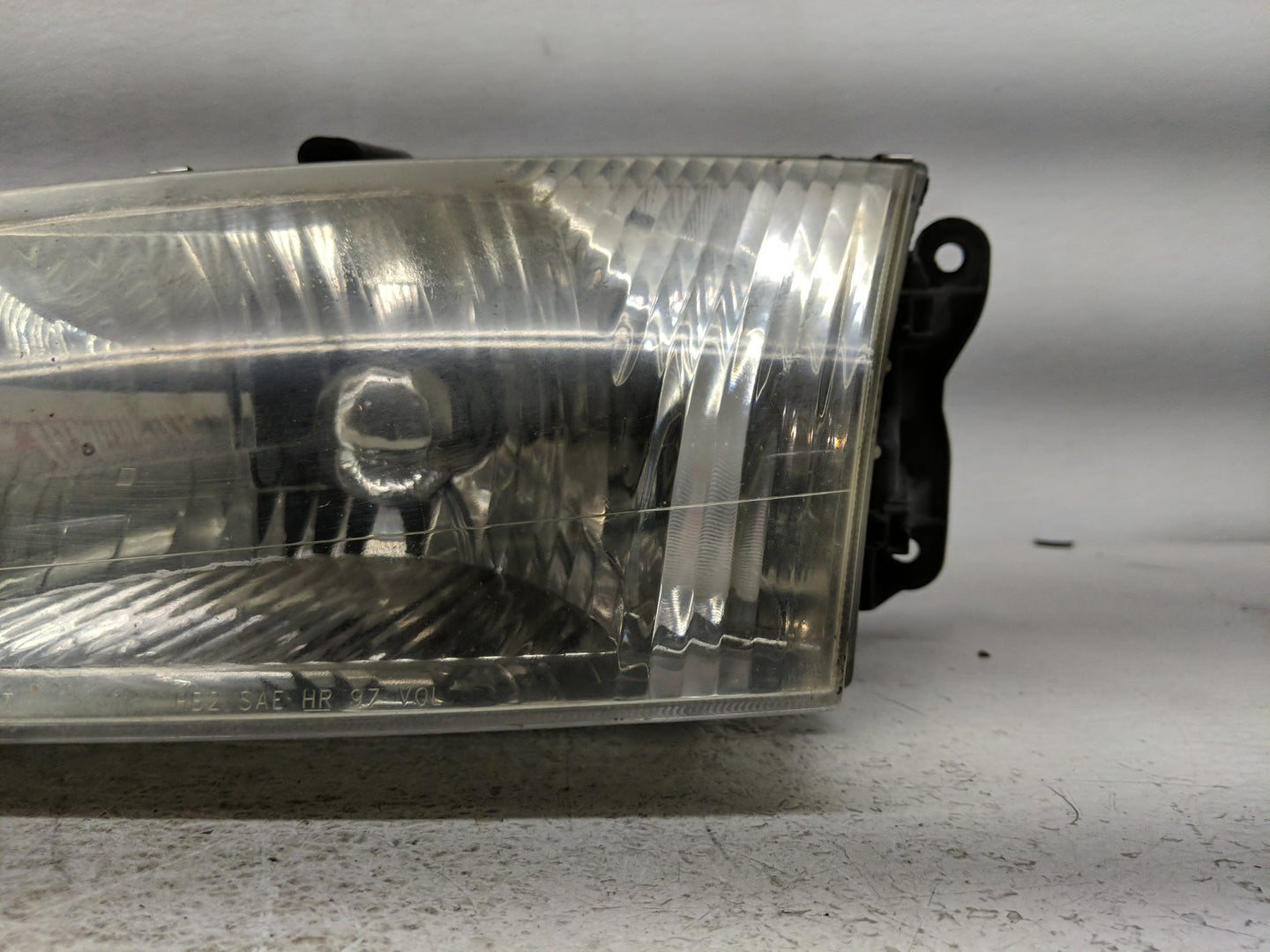 2000-2002 Mazda 626 Driver Left Oem Head Light Headlight Lamp - Oemusedautoparts1.com