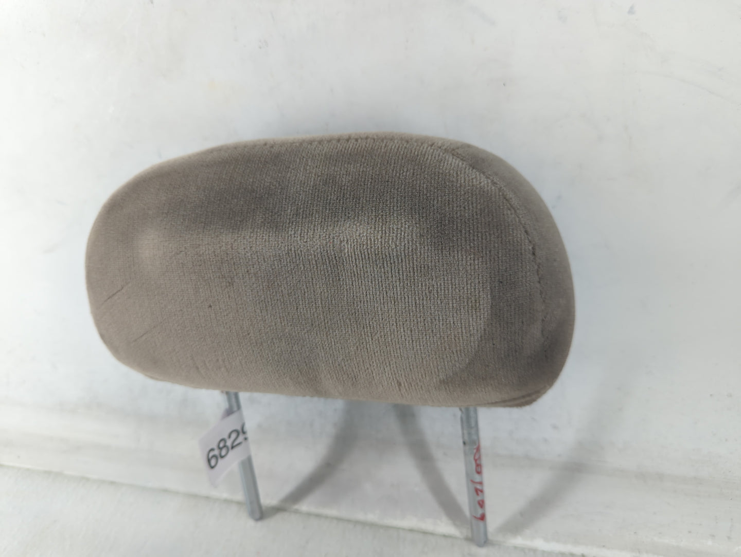 2000-2000 Mazda 626 Headrest Head Rest Front Driver Passenger Seat Beige - Oemusedautoparts1.com