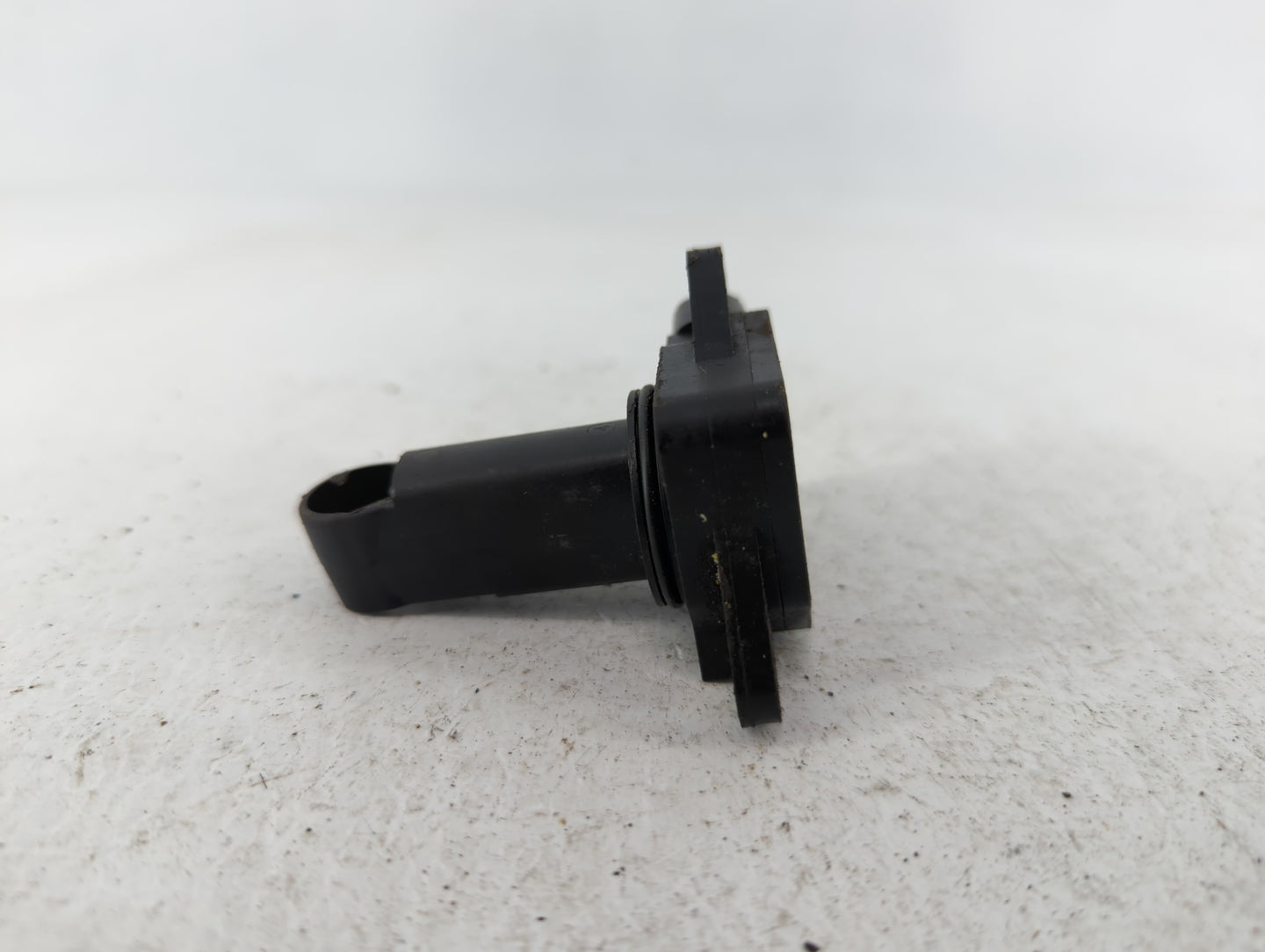 1999-2003 Mazda Protege Mass Air Flow Meter Maf - Oemusedautoparts1.com