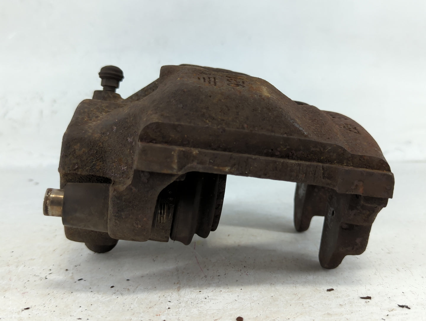 1996-2000 Mercedes-benz C230 Rear Driver Left Brake Caliper - Oemusedautoparts1.com