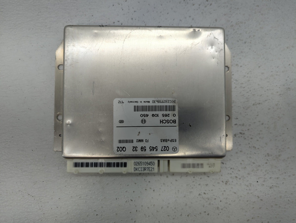2000 Mercedes-Benz C350 PCM Engine Control Computer ECU ECM PCU OEM P/N:027 545 59 32 OEM Used Auto Parts - Oemusedautoparts