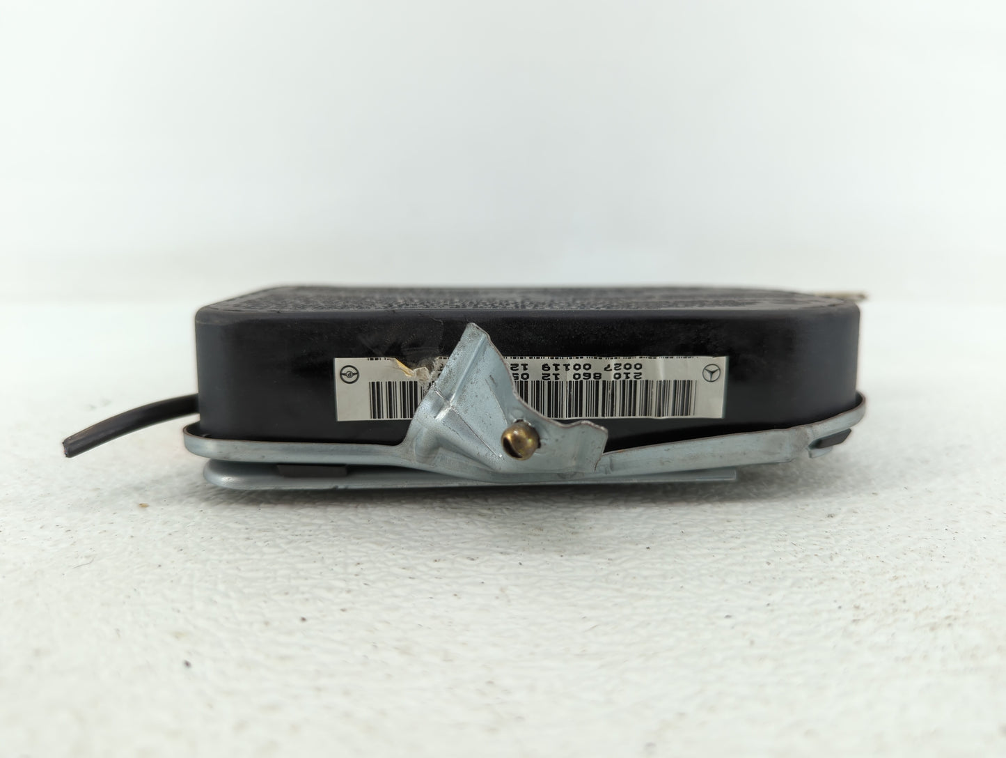 2000-2003 Mercedes-Benz E320 Air Bag Driver Left Knee OEM P/N:BAM-PT1-1028 Fits Fits 2000 2001 2002 2003 OEM Used Auto Parts