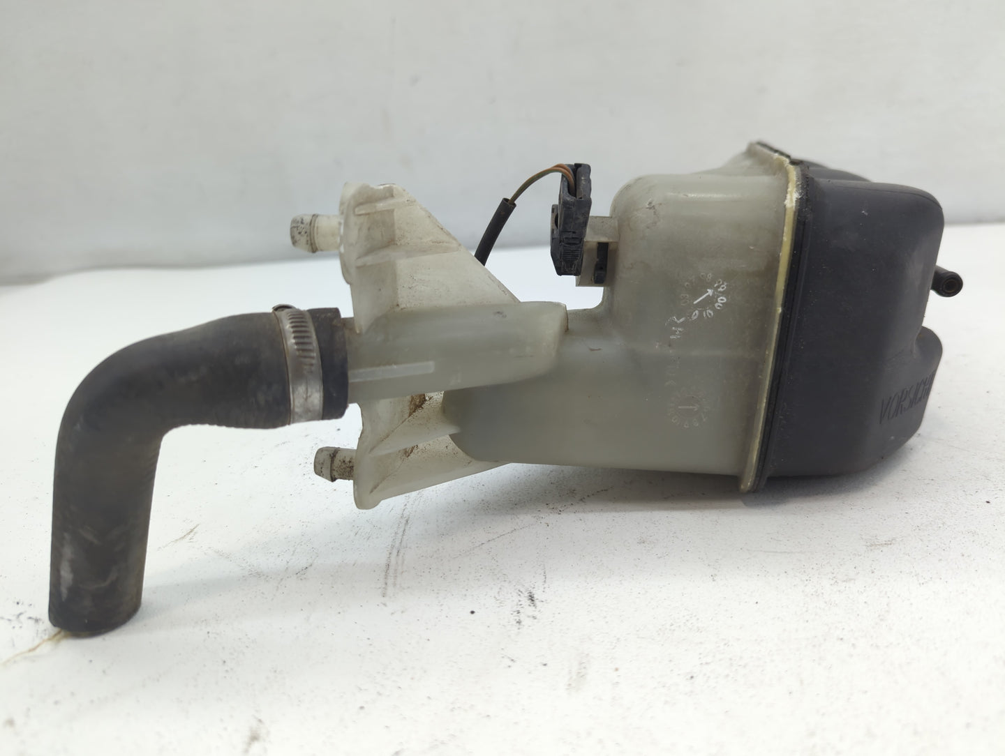 1999 Mercedes-benz E320 Windshield Washer Fluid Reservoir Bottle Oem - Oemusedautoparts1.com