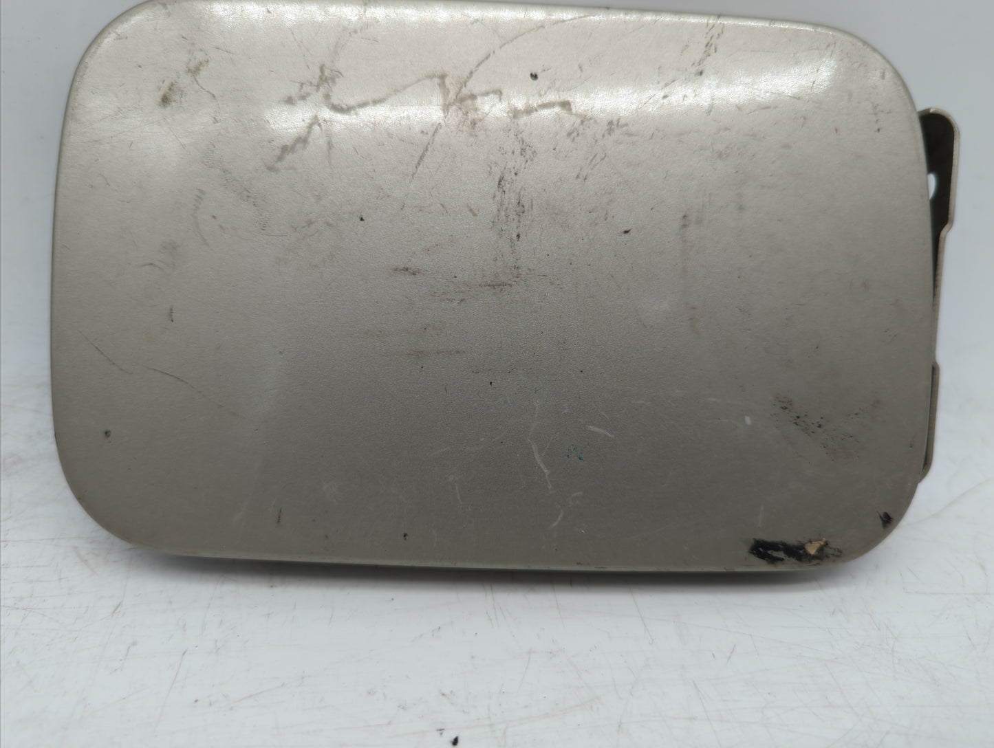 2000 Mercedes-benz E400 Fuel Tank Door Lid Gas Tank Silver - Oemusedautoparts1.com