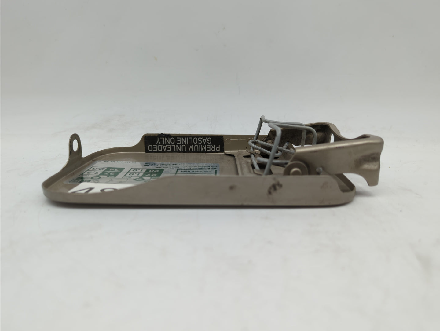 2000 Mercedes-benz E400 Fuel Tank Door Lid Gas Tank Silver - Oemusedautoparts1.com