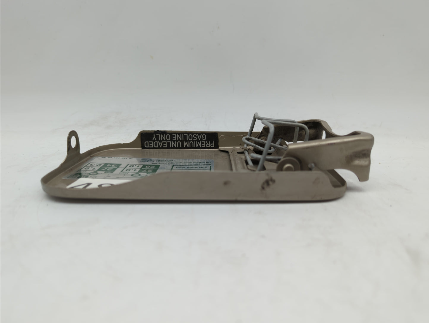 2000 Mercedes-benz E400 Fuel Tank Door Lid Gas Tank Silver - Oemusedautoparts1.com