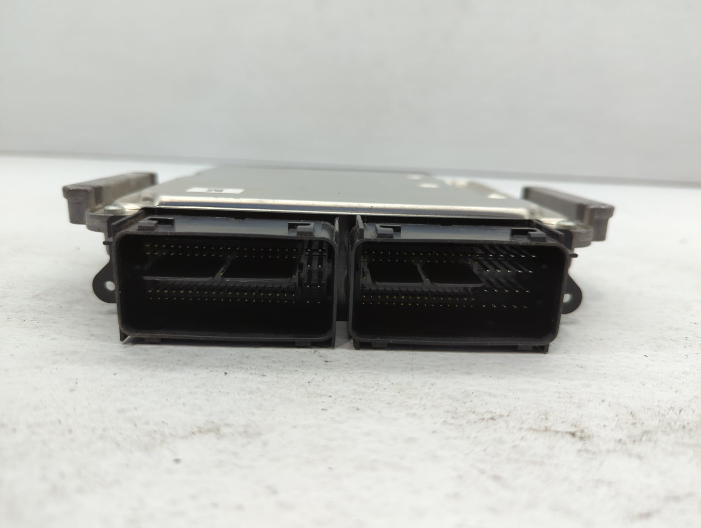 1998-2000 Mercedes-Benz Ml320 PCM Engine Control Computer ECU ECM PCU OEM P/N:0265456632 026 545 66 32 Fits Fits 1998 1999 2