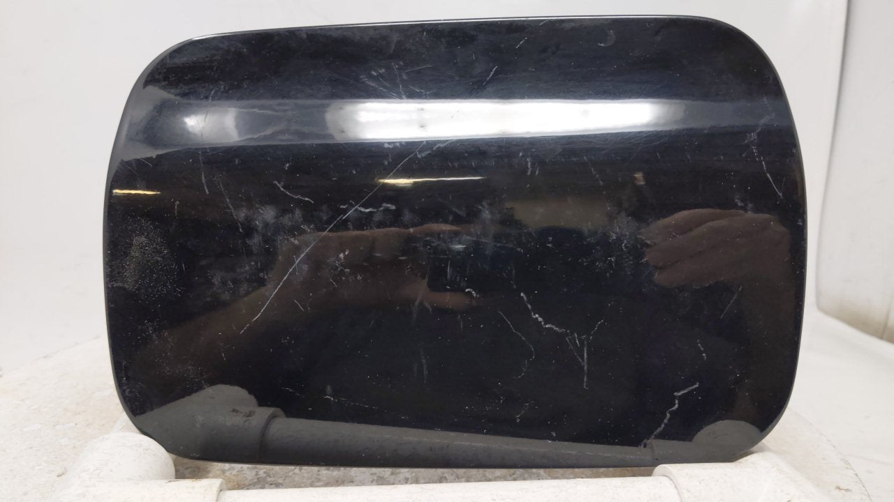 2000 Mercedes S500 Fuel Tank Door Lid Gas Tank Black - Oemusedautoparts1.com