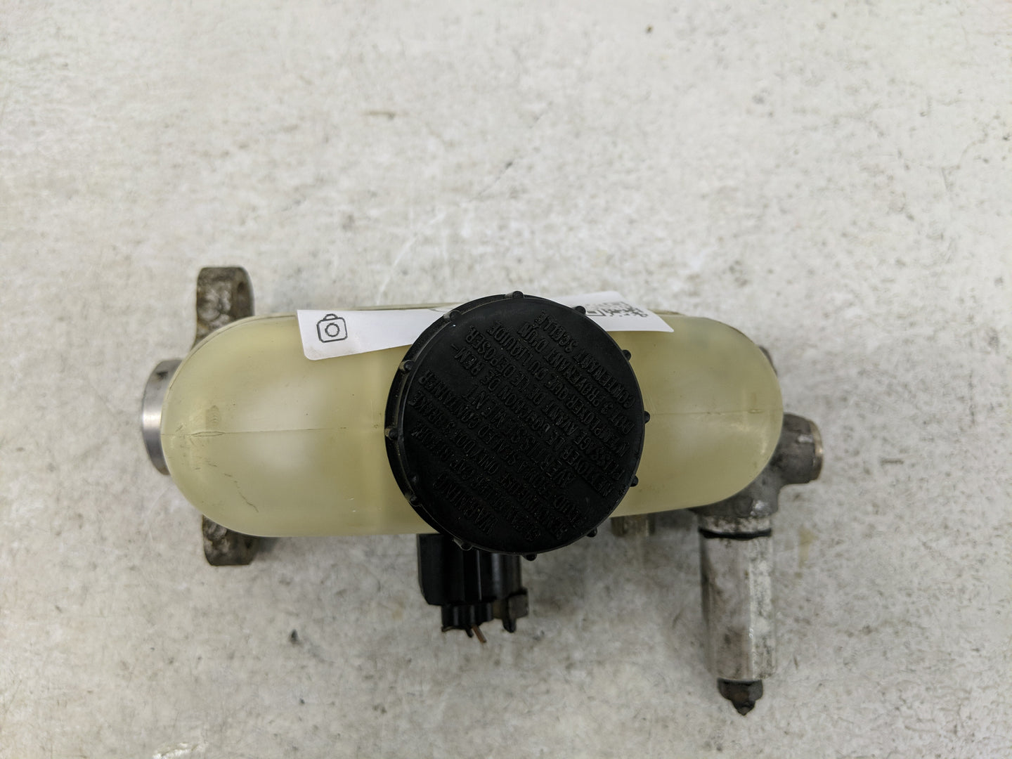 1997-2001 Mercury Grand Marquis Brake Master Cylinder - Oemusedautoparts1.com