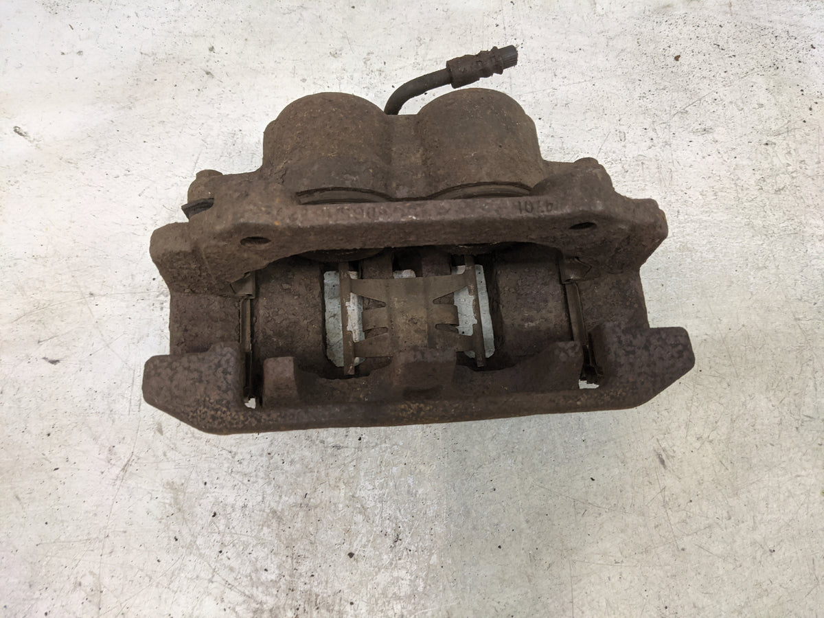 2000 Mercury Grand Marquis Front Driver Left Brake Caliper - Oemusedautoparts1.com