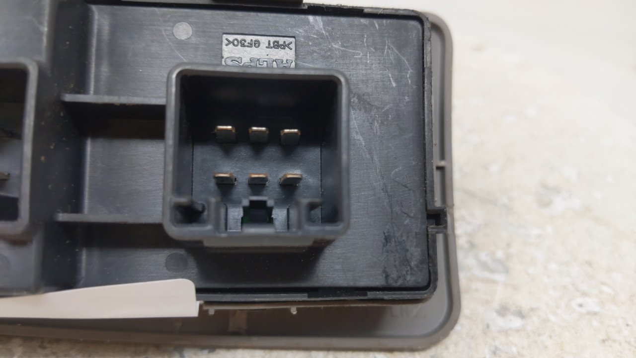 2000 Mercury Mercury Master Power Window Switch Replacement Driver Side Left Fits OEM Used Auto Parts - Oemusedautoparts1.co