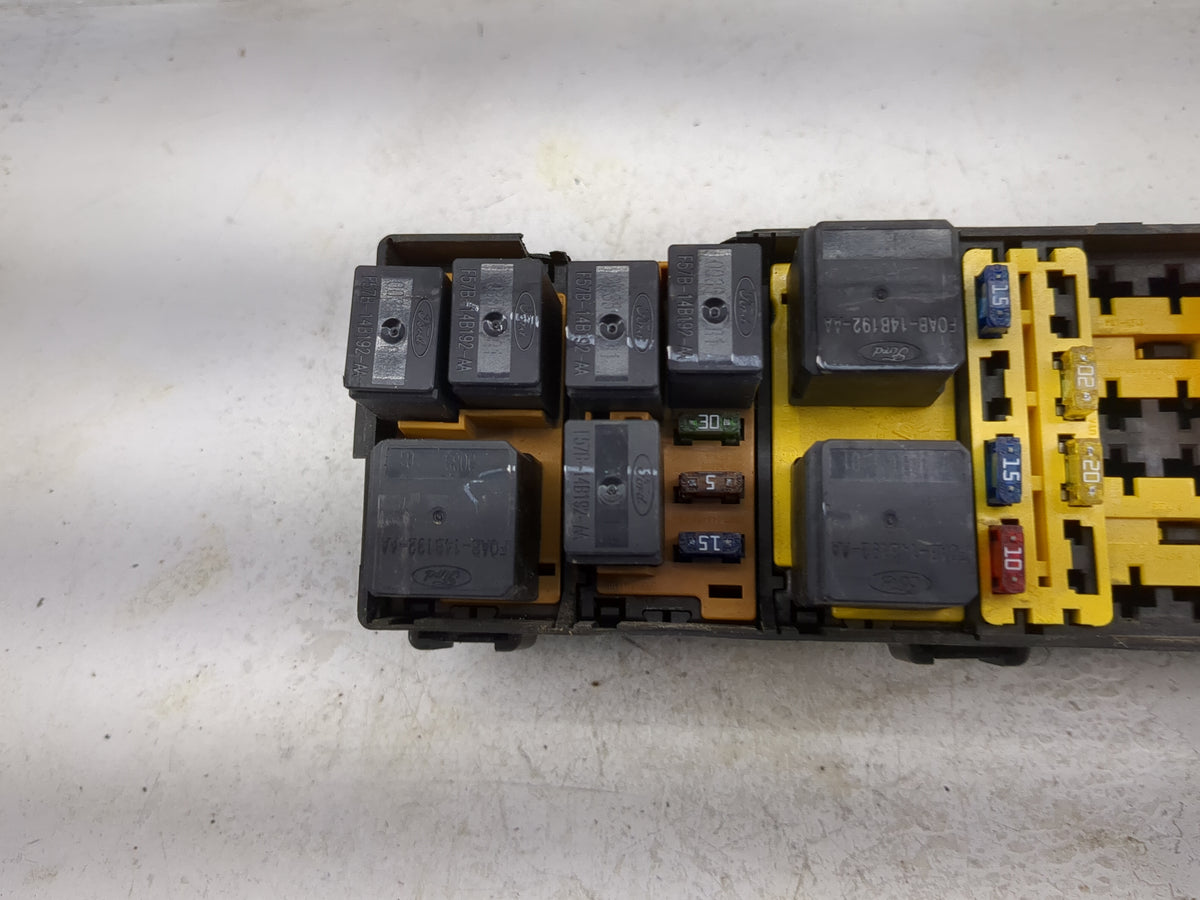 2000-2001 Mercury Sable Fusebox Fuse Box Panel Relay Module P/N:YF1T-14A003-AC F0AB-14B192-AA, F0AB-14B138-AA Fits Fits 2000