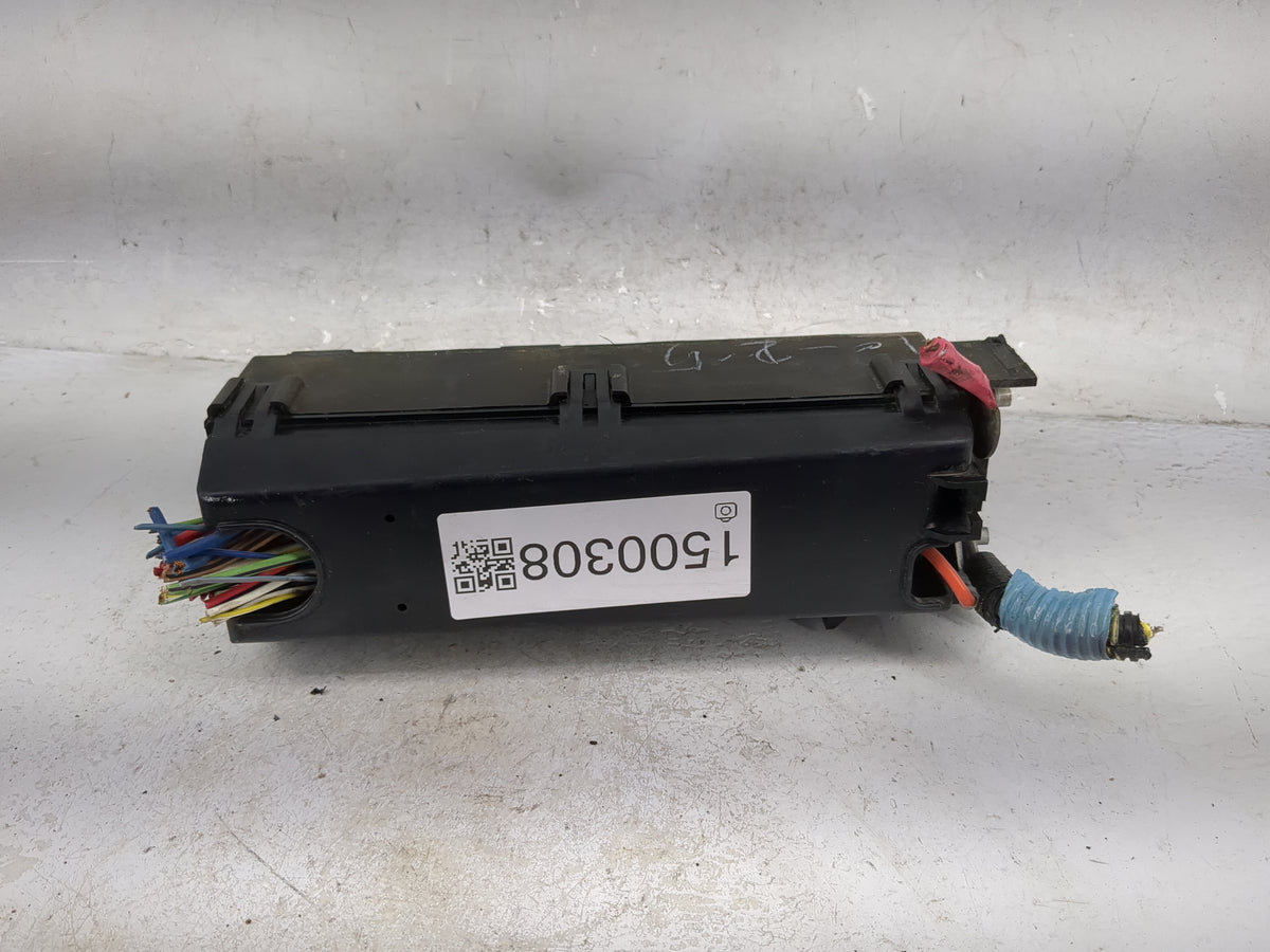 2000-2001 Mercury Sable Fusebox Fuse Box Panel Relay Module P/N:YF1T-14A003-AC F0AB-14B192-AA, F0AB-14B138-AA Fits Fits 2000