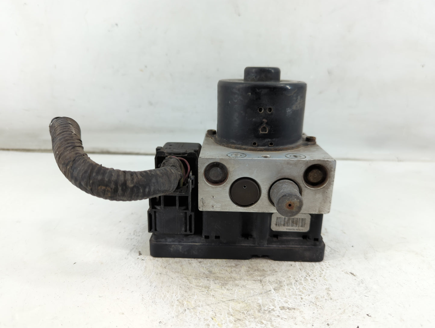 2000-2005 Mitsubishi Eclipse ABS Pump Control Module Replacement Fits Fits 2000 2001 2002 2003 2004 2005 OEM Used Auto Parts