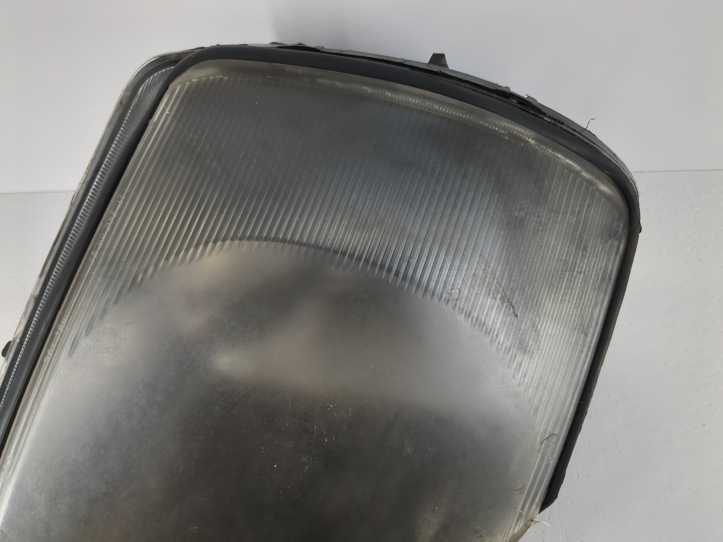 2000-2002 Mitsubishi Eclipse Driver Left Oem Head Light Headlight Lamp - Oemusedautoparts1.com