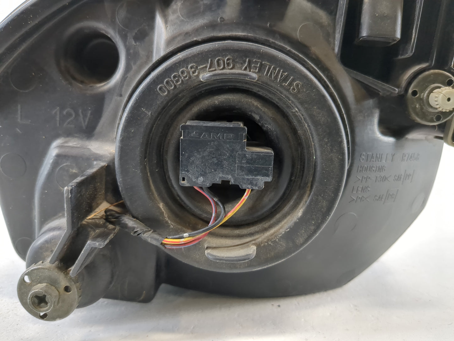 2000-2002 Mitsubishi Eclipse Driver Left Oem Head Light Headlight Lamp - Oemusedautoparts1.com