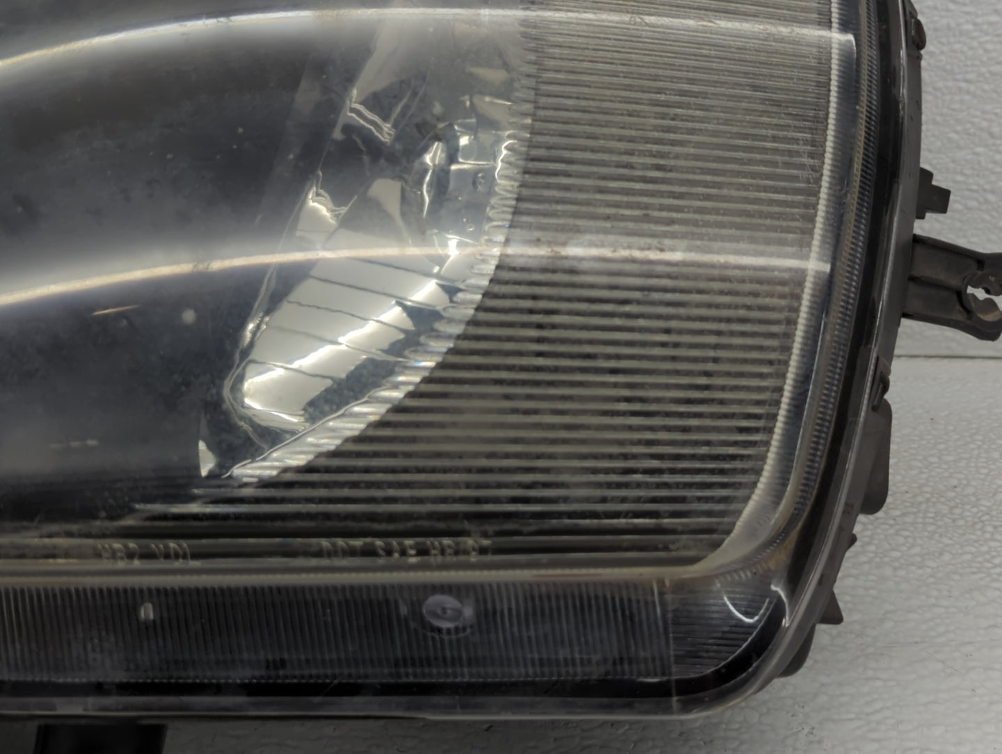 2000 Mitsubishi Eclipse Passenger Right Oem Head Light Headlight Lamp - Oemusedautoparts1.com