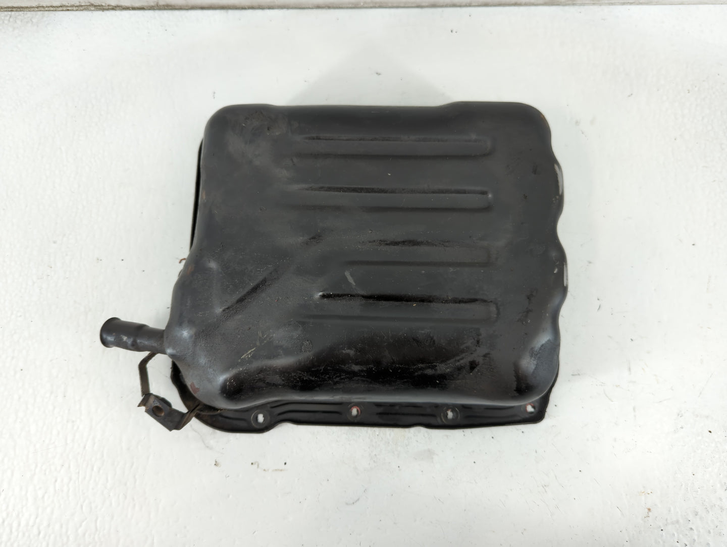 2000-2005 Mitsubishi Eclipse Engine Oil Pan Fits Fits 1999 2000 2001 2002 2003 2004 2005 OEM Used Auto Parts - Oemusedautopa