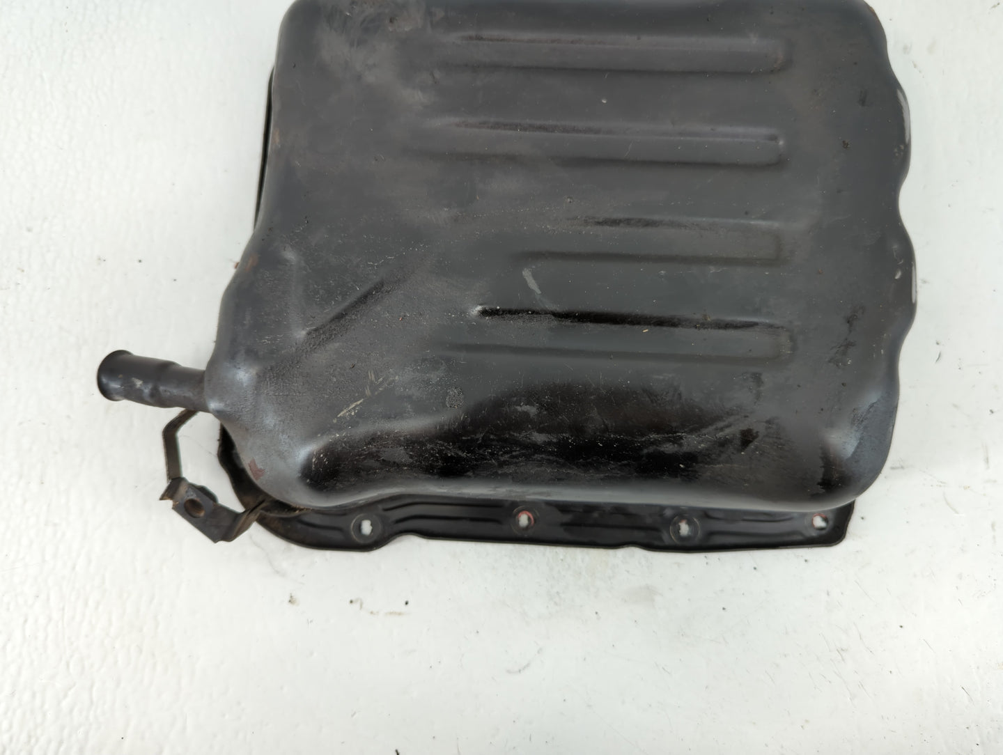 2000-2005 Mitsubishi Eclipse Engine Oil Pan Fits Fits 1999 2000 2001 2002 2003 2004 2005 OEM Used Auto Parts - Oemusedautopa