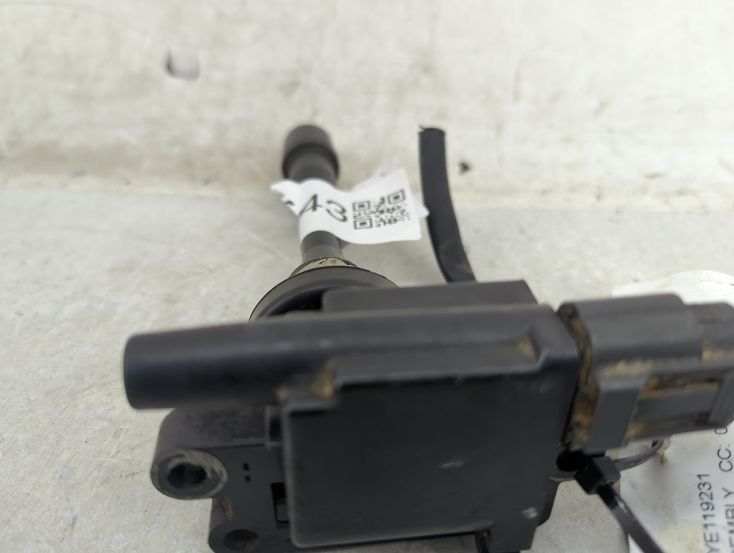 1999-2003 Mitsubishi Galant Ignition Coil Igniter Pack - Oemusedautoparts1.com