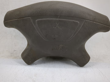 1998-2000 Mitsubishi Montero Air Bag Driver Left Steering Wheel Mounted P/N:603947800Z16 Fits Fits 1998 1999 2000 OEM Used A
