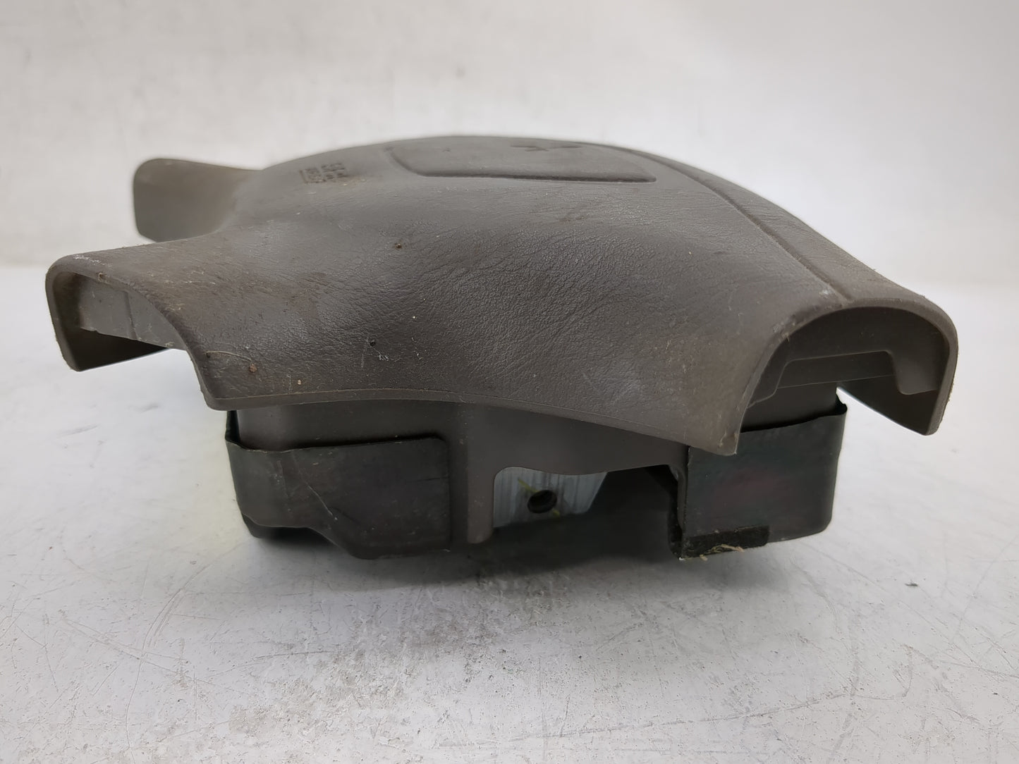 1998-2000 Mitsubishi Montero Air Bag Driver Left Steering Wheel Mounted P/N:603947800Z16 Fits Fits 1998 1999 2000 OEM Used A