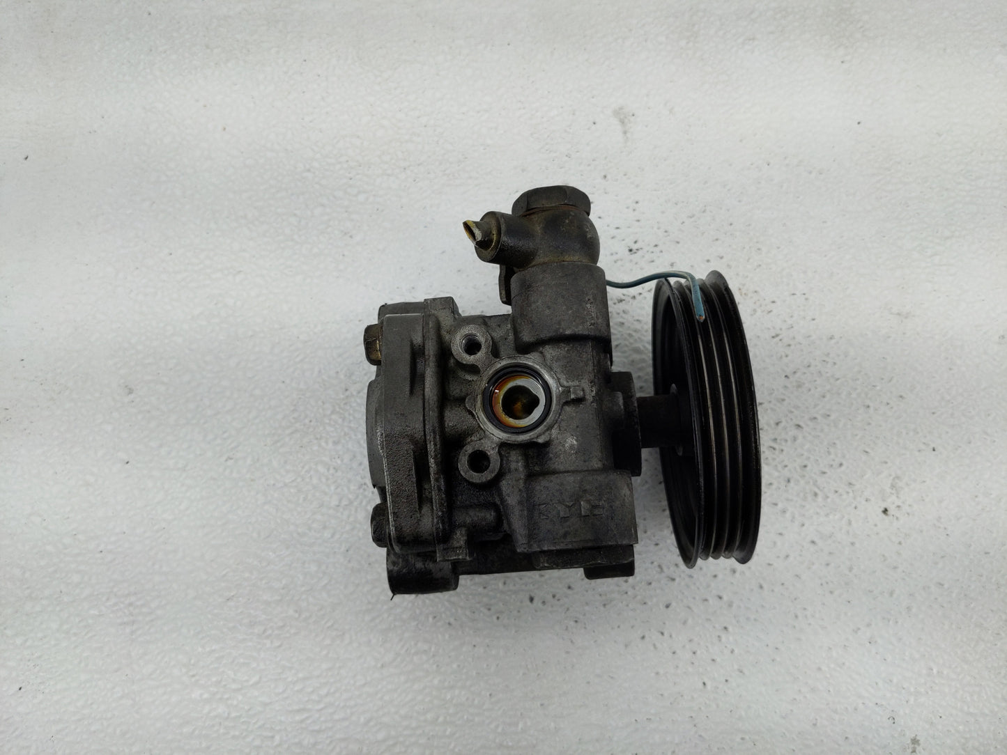 2000-2004 Mitsubishi Montero Sport Power Steering Column Pump Oem - Oemusedautoparts1.com