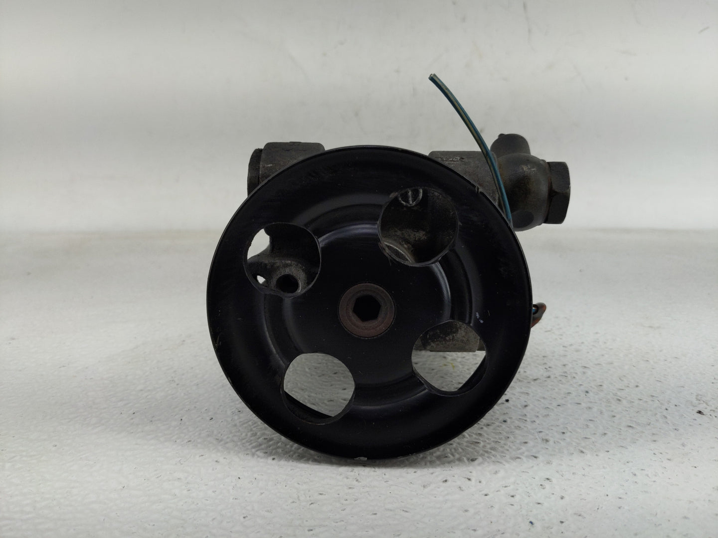 2000-2004 Mitsubishi Montero Sport Power Steering Column Pump Oem - Oemusedautoparts1.com