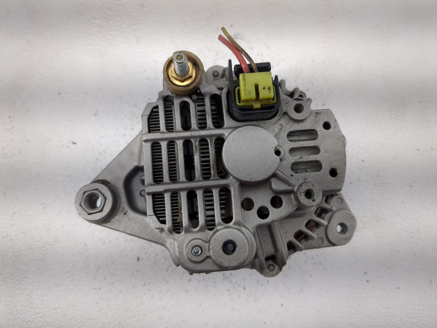 1998-2004 Mitsubishi Montero Sport Alternator Replacement Generator Charging Assembly Engine OEM P/N:22409045 Fits OEM Used 