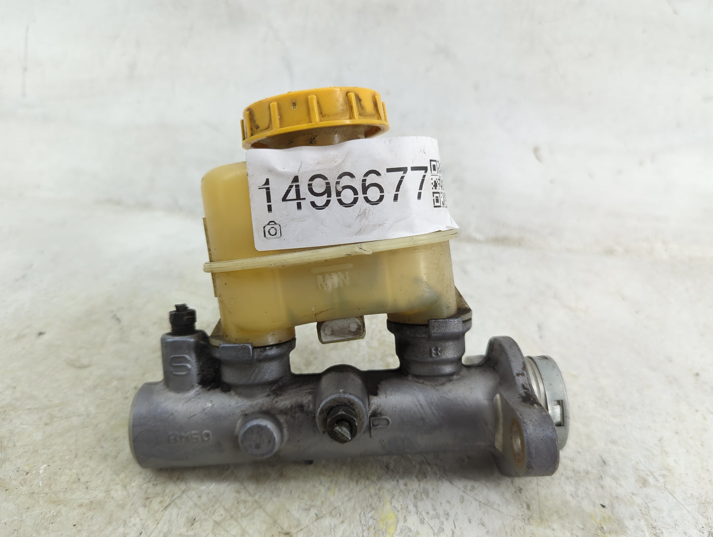1998-2002 Nissan Frontier Brake Master Cylinder - Oemusedautoparts1.com