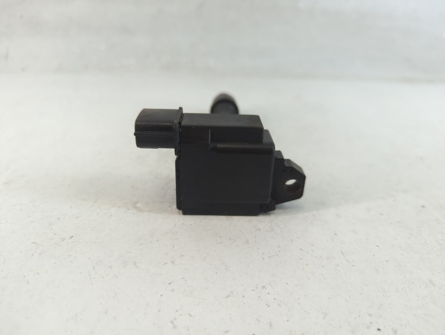 2000-2000 Nissan Maxima Ignition Coil Igniter Pack - Oemusedautoparts1.com