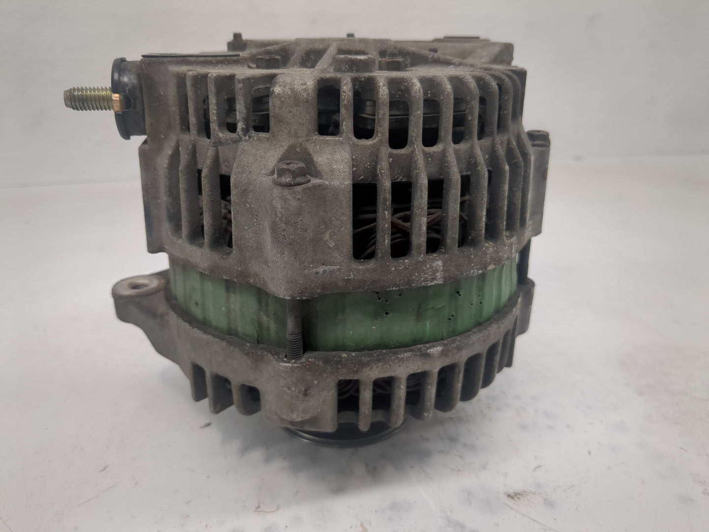 2000 Nissan Maxima Alternator Replacement Generator Charging Assembly Engine OEM P/N:23100-2Y900R Fits OEM Used Auto Parts -