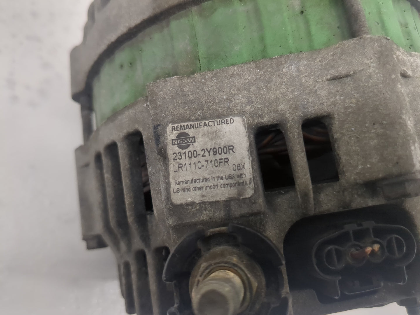 2000 Nissan Maxima Alternator Replacement Generator Charging Assembly Engine OEM P/N:23100-2Y900R Fits OEM Used Auto Parts -