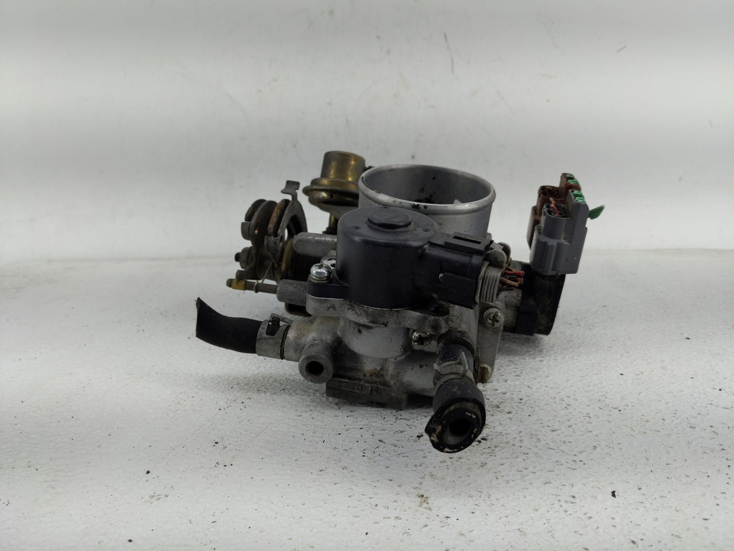 2000 Nissan Maxima Throttle Body Fits OEM Used Auto Parts - Oemusedautoparts1.com