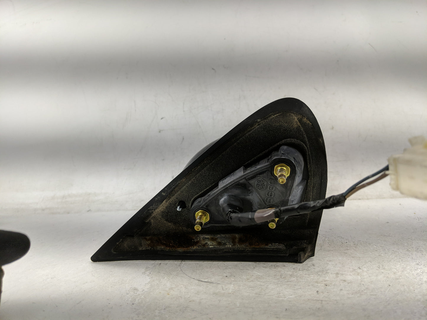 2000-2003 Nissan Maxima Driver Side View Mirror - Left Door Mirror OEM Used - Oemusedautoparts1.com
