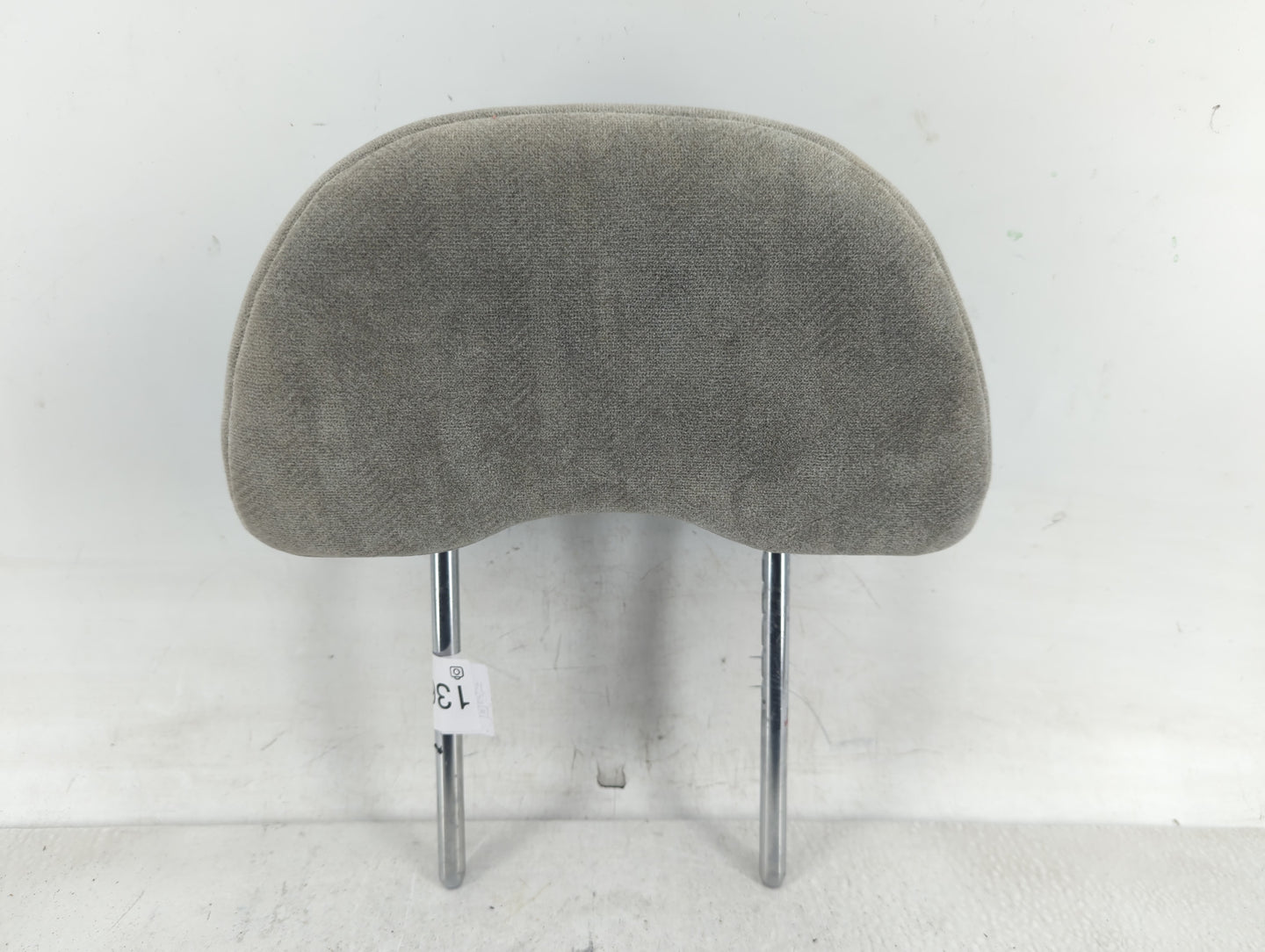 2000 Nissan Maxima Headrest Head Rest Rear Center Seat Fits OEM Used Auto Parts - Oemusedautoparts1.com