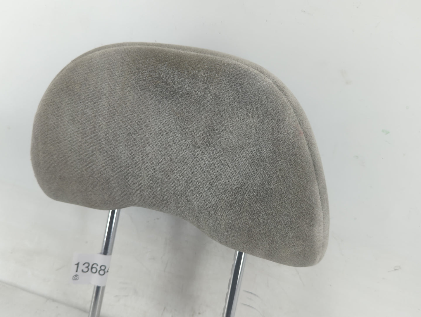 2000 Nissan Maxima Headrest Head Rest Rear Center Seat Fits OEM Used Auto Parts - Oemusedautoparts1.com
