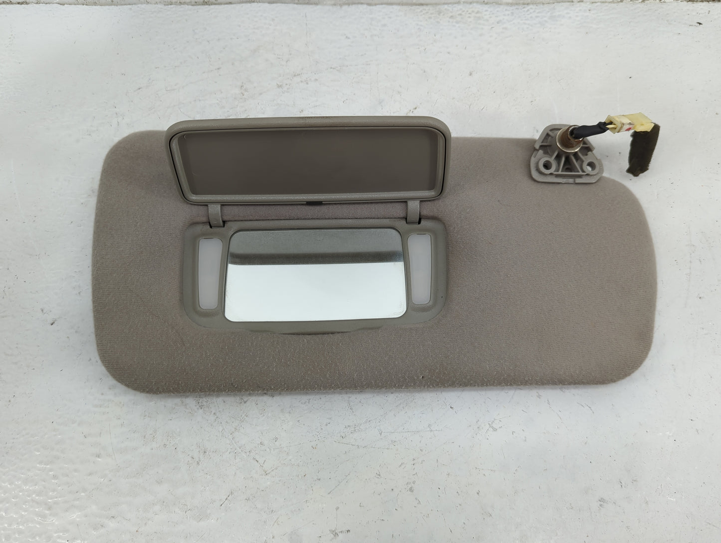 2000-2003 Nissan Maxima Sun Visor Shade Replacement Passenger Right Mirror Fits Fits 2000 2001 2002 2003 OEM Used Auto Parts