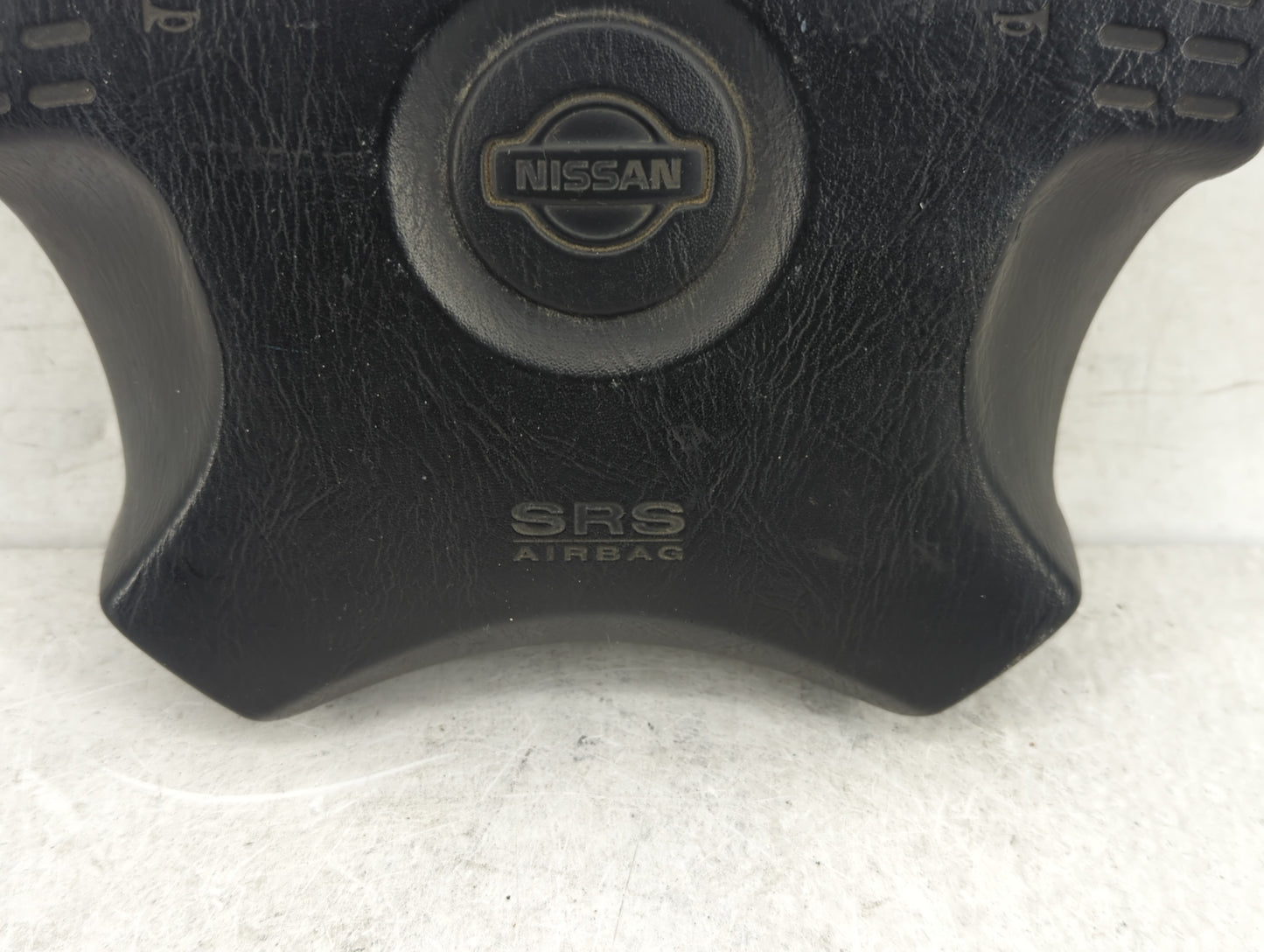 2000 Nissan Maxima Air Bag Driver Left Steering Wheel Mounted Fits OEM Used Auto Parts - Oemusedautoparts1.com