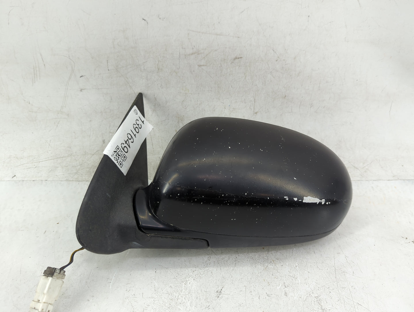 2000-2003 Nissan Maxima Driver Side View Mirror - Left Door Mirror OEM Used - Oemusedautoparts1.com