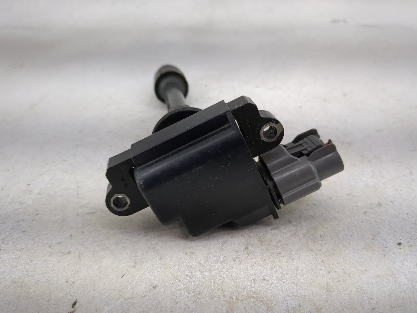 2000 Nissan Maxima Ignition Coil Igniter Pack 1482525 - Oemusedautoparts1.com
