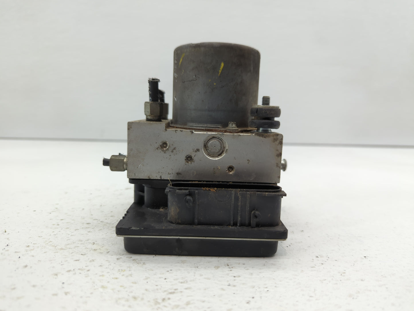 2009-2010 Nissan Maxima ABS Pump Control Module Replacement P/N:476609N00C 47660 9N00C Fits Fits 2009 2010 OEM Used Auto Par